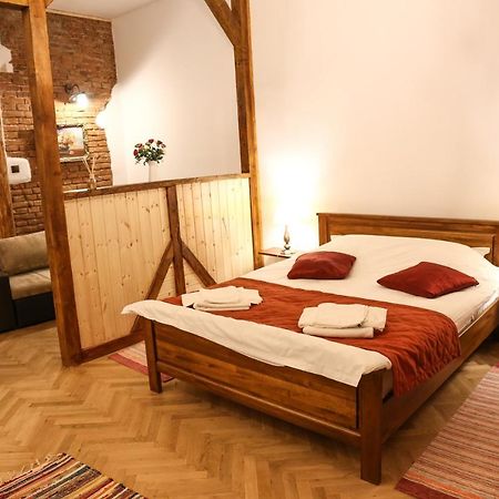 Apartamentul 16 브라쇼브 외부 사진